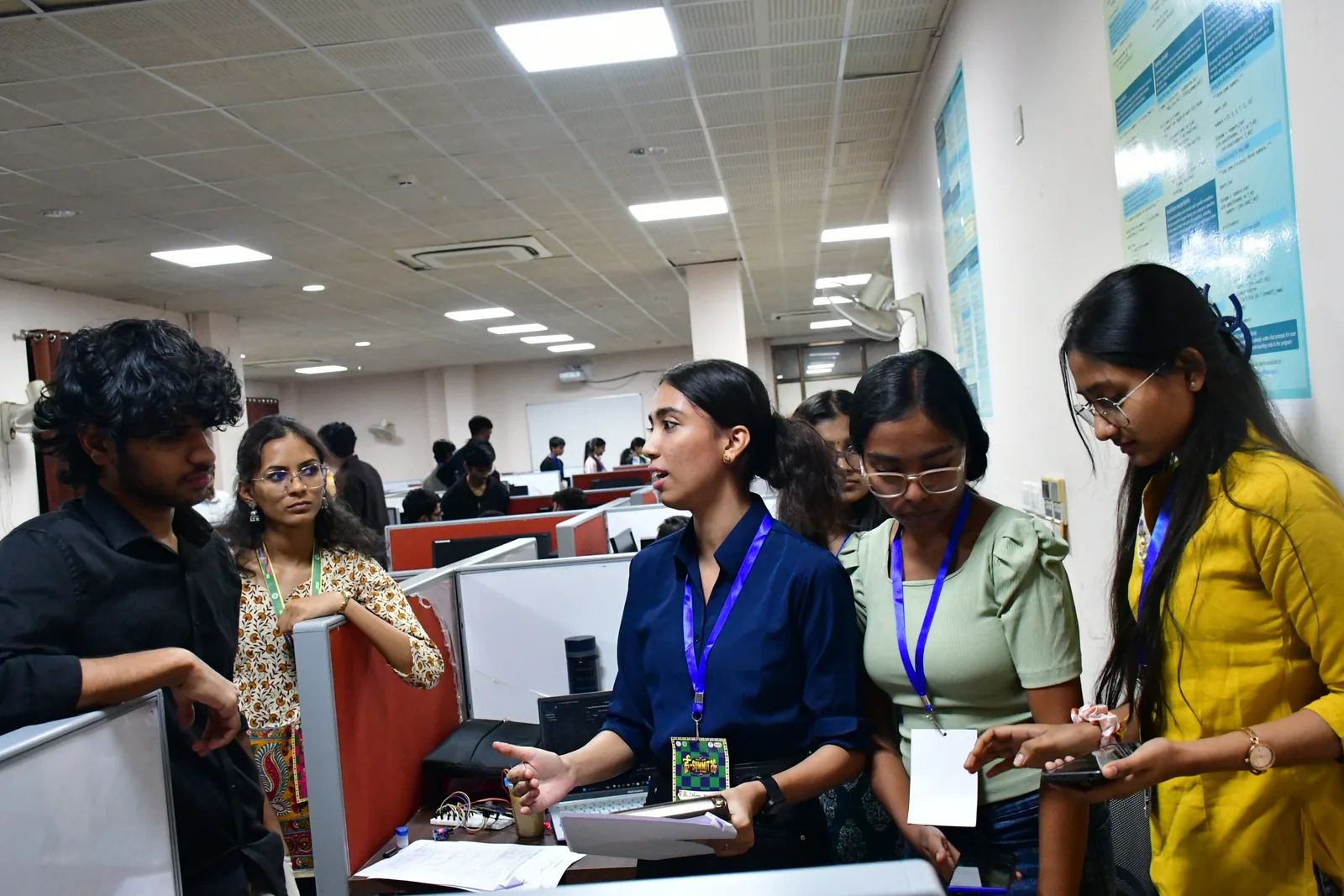 Mentoring teams at the E-Cell IIITNR hackathon